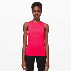 Lululemon size 6 Breeze By Muscle Tank II Squad Heartthrob / Heartthrob pink